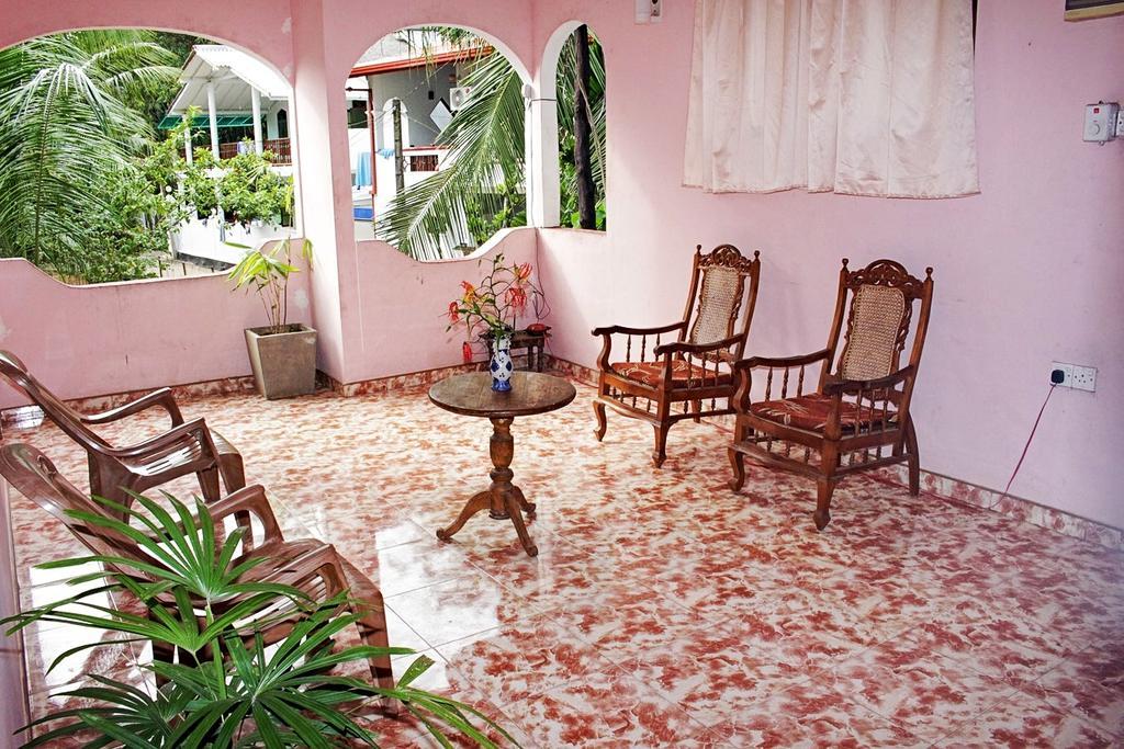 Hansa Villa Unawatuna Buitenkant foto