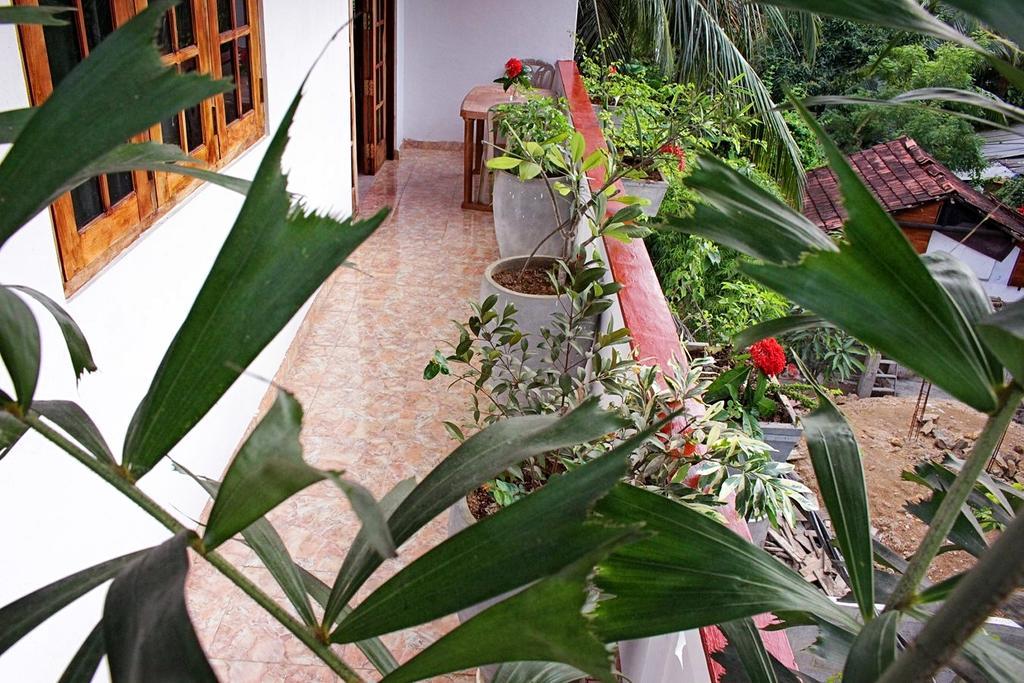 Hansa Villa Unawatuna Buitenkant foto