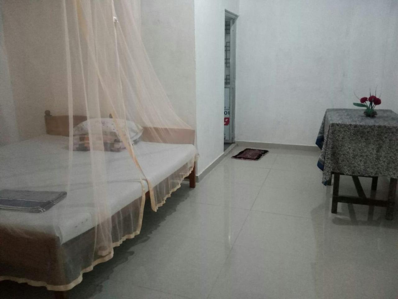 Hansa Villa Unawatuna Buitenkant foto